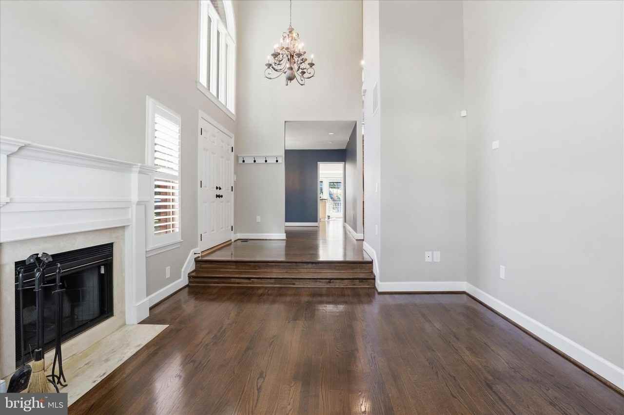 1456 Hampton Hill Cir - Photo 6 of 50