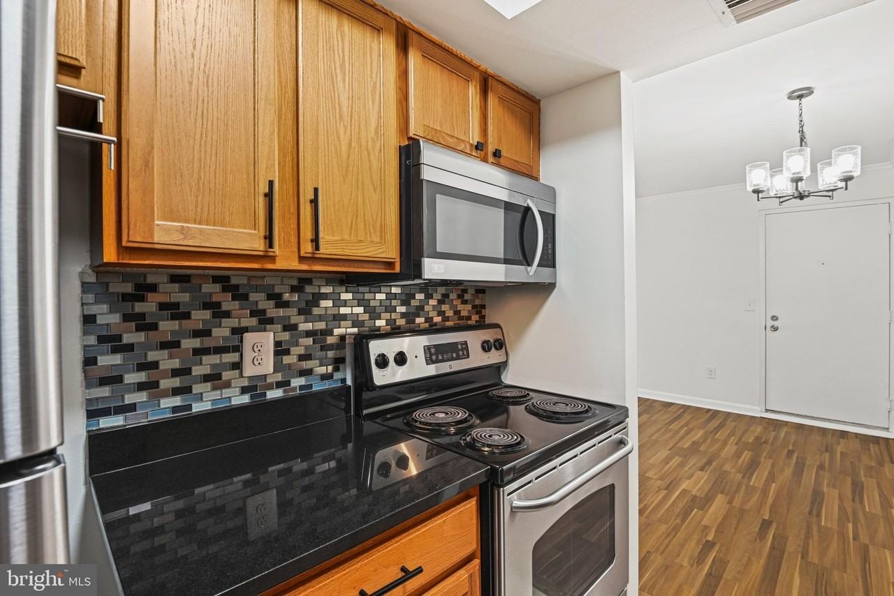 14905 Rydell Rd #202 - Photo 2 of 28