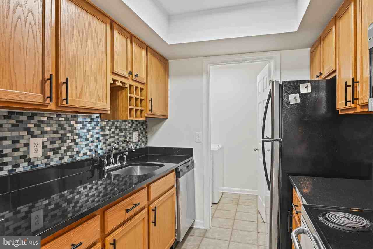 14905 Rydell Rd #202 - Photo 3 of 28