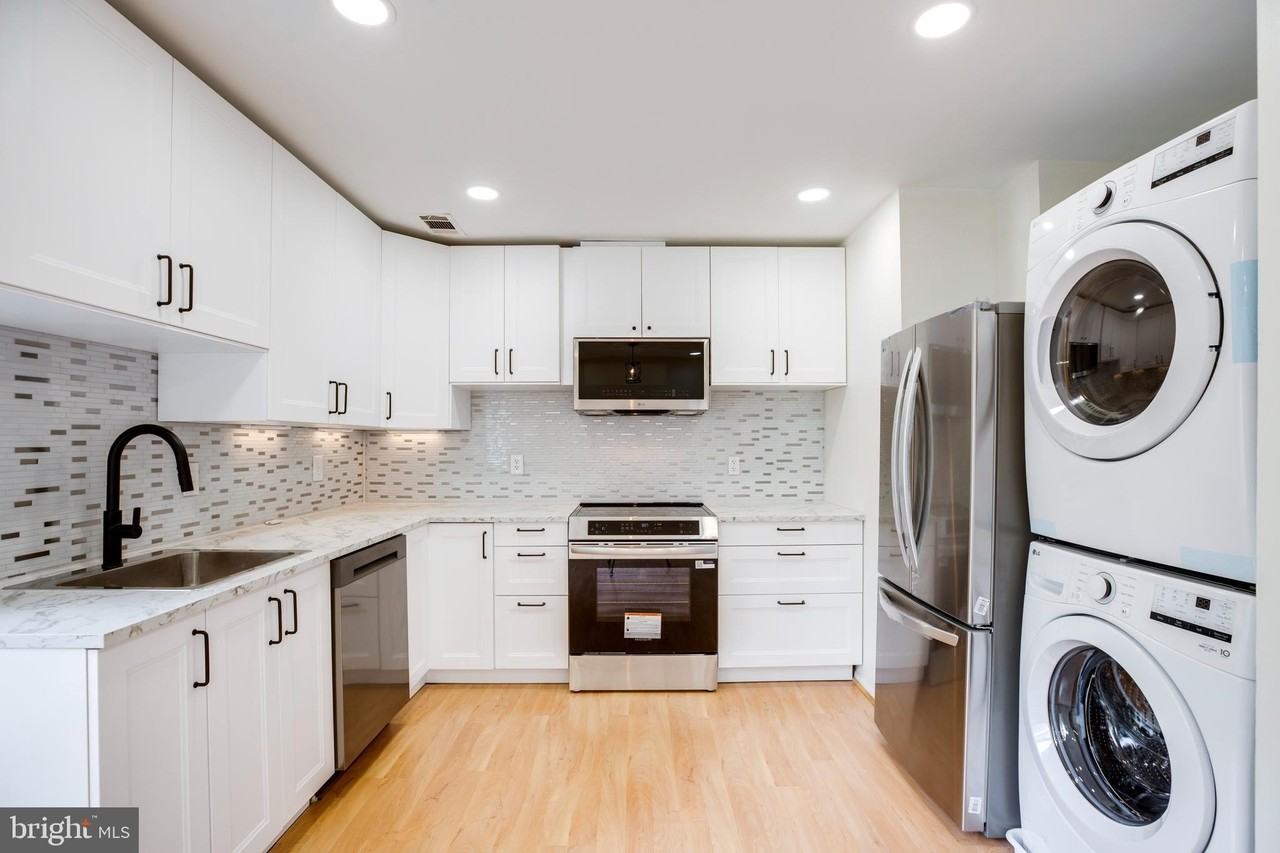 1709 Westwind Way #10B - Photo 3 of 28