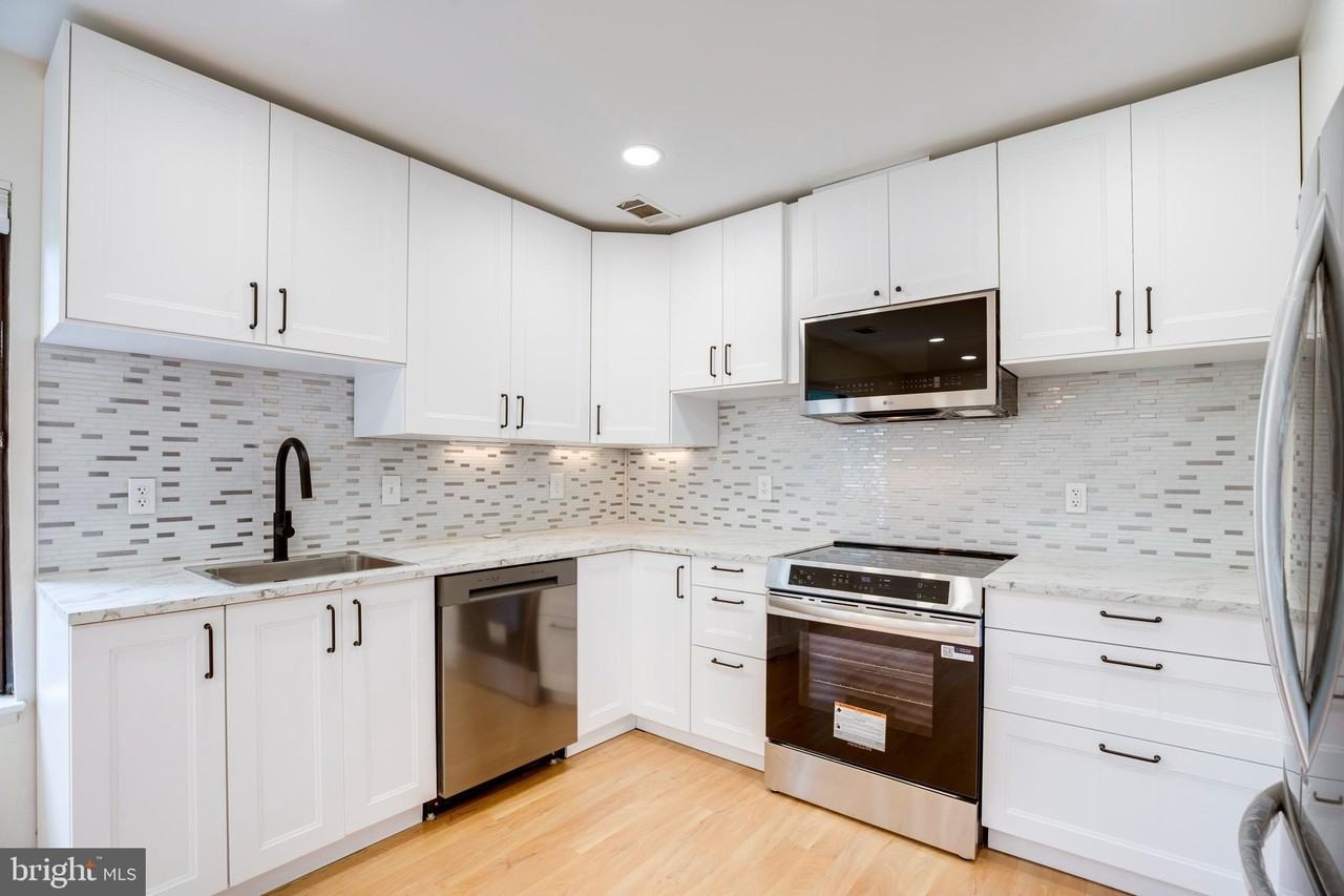 1709 Westwind Way #10B - Photo 4 of 28