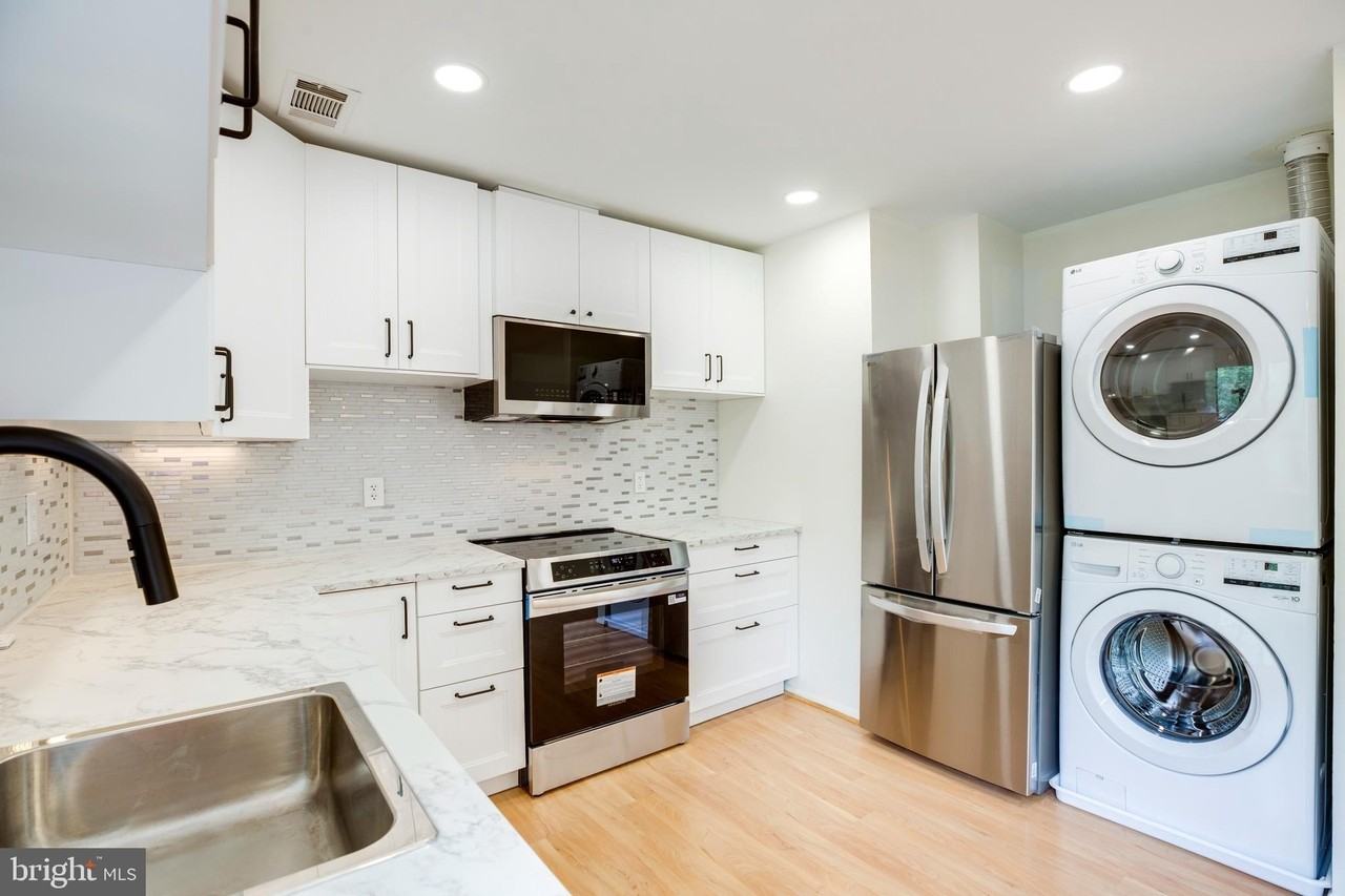 1709 Westwind Way #10B - Photo 5 of 28