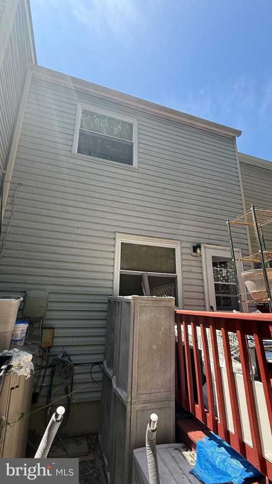 8750 Susquehanna St - Photo 2 of 2
