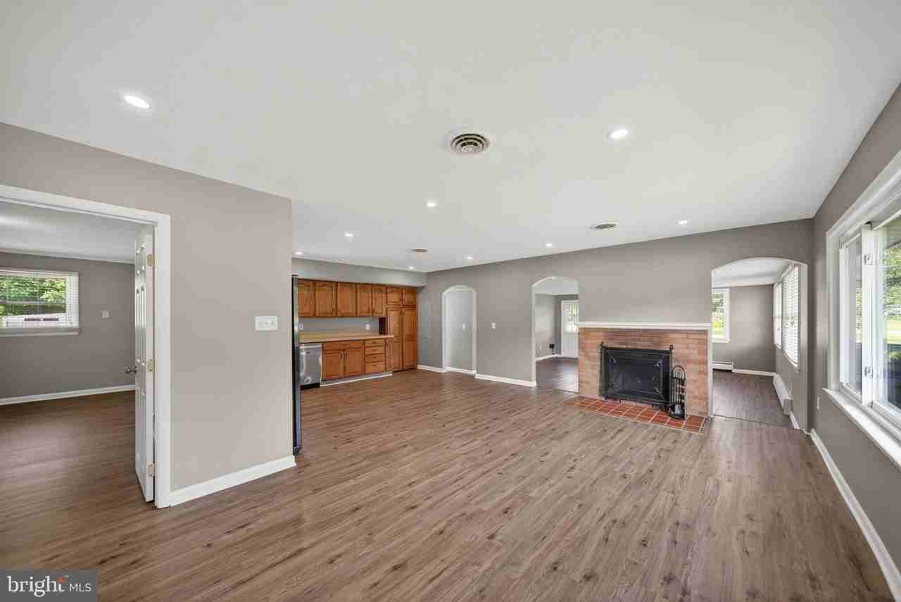 45448 Mallard St - Photo 4 of 30