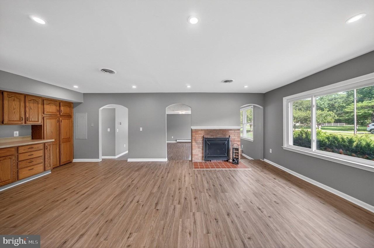 45448 Mallard St - Photo 7 of 30
