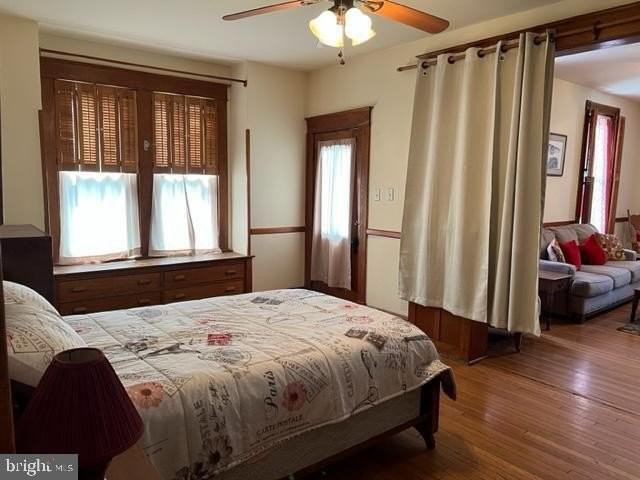 323 S Church St - Photo 6 of 10