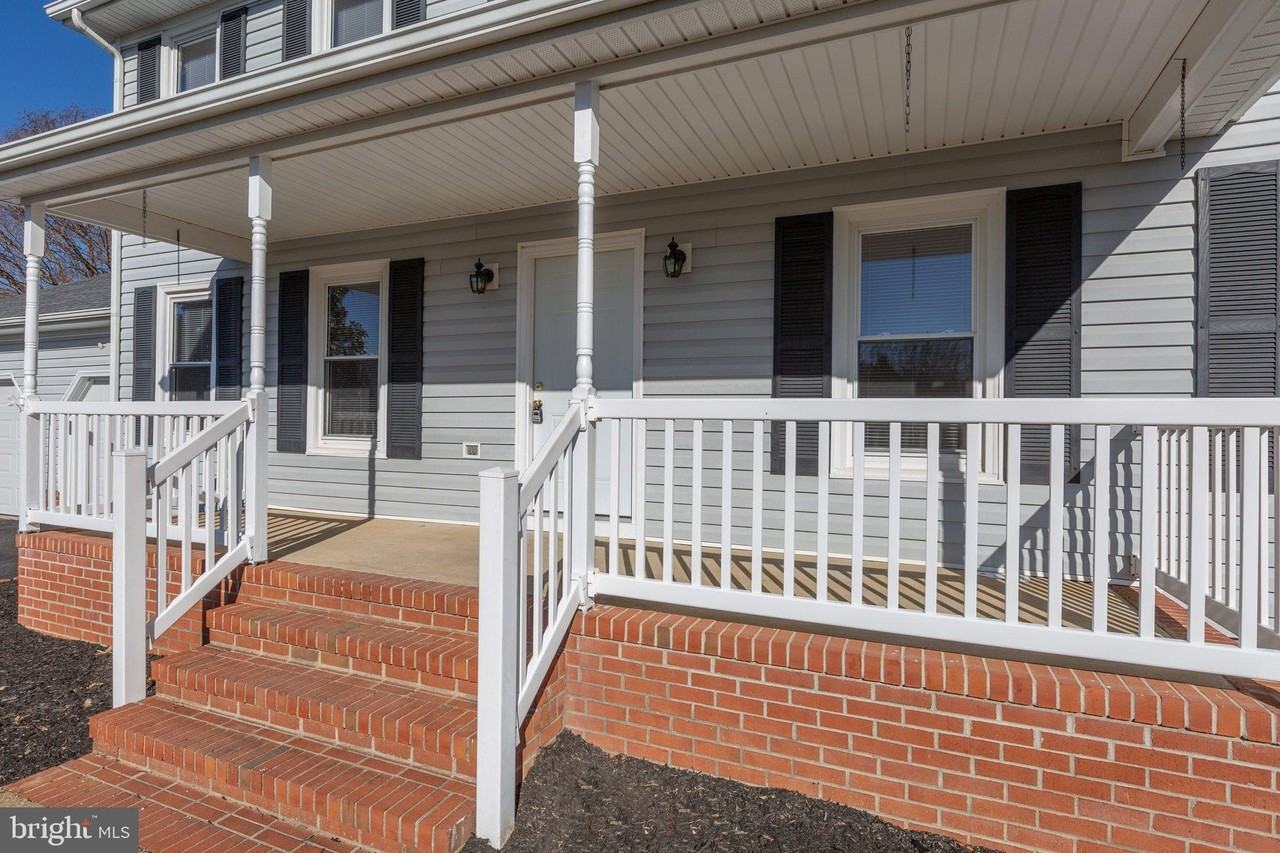 35 Fox Run Ln - Photo 6 of 42