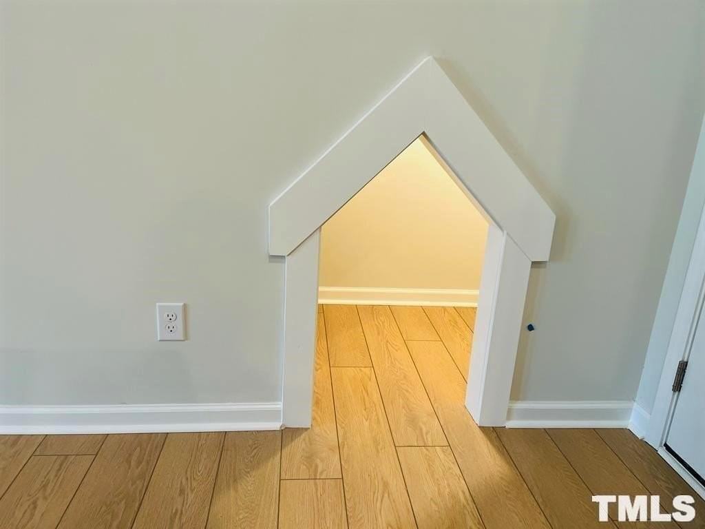 7809 Flatrock Park Dr - Photo 4 of 24