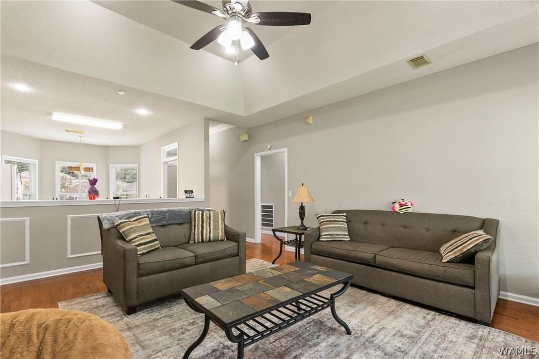 4500 Heatherbrook Blvd - Photo 3 of 22