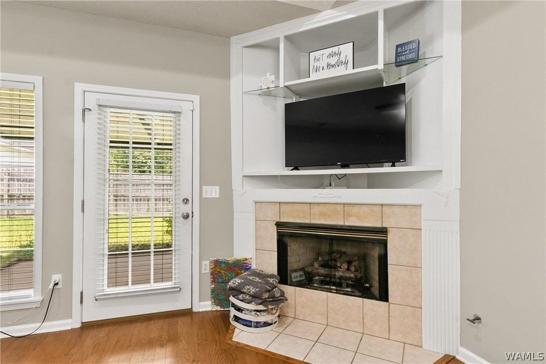 4500 Heatherbrook Blvd - Photo 4 of 22