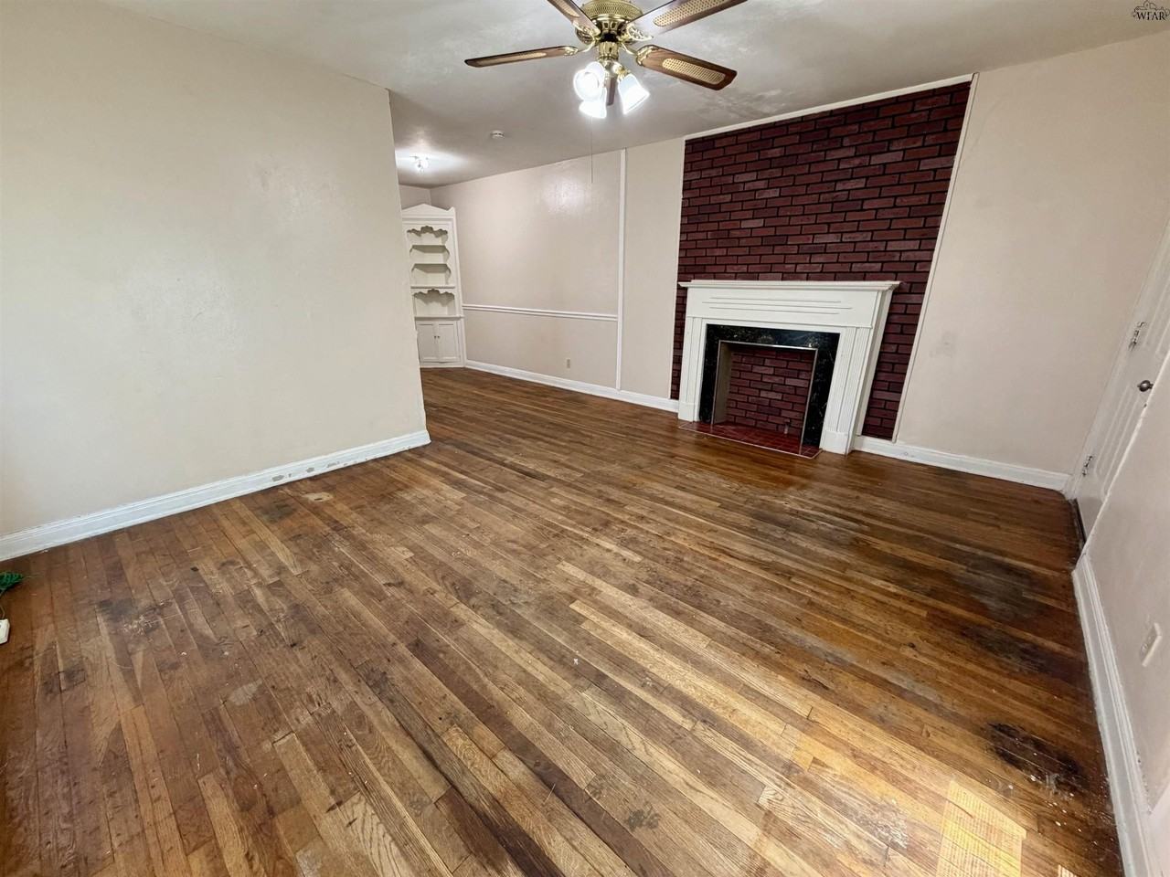 1314 Taylor St #B - Photo 2 of 9