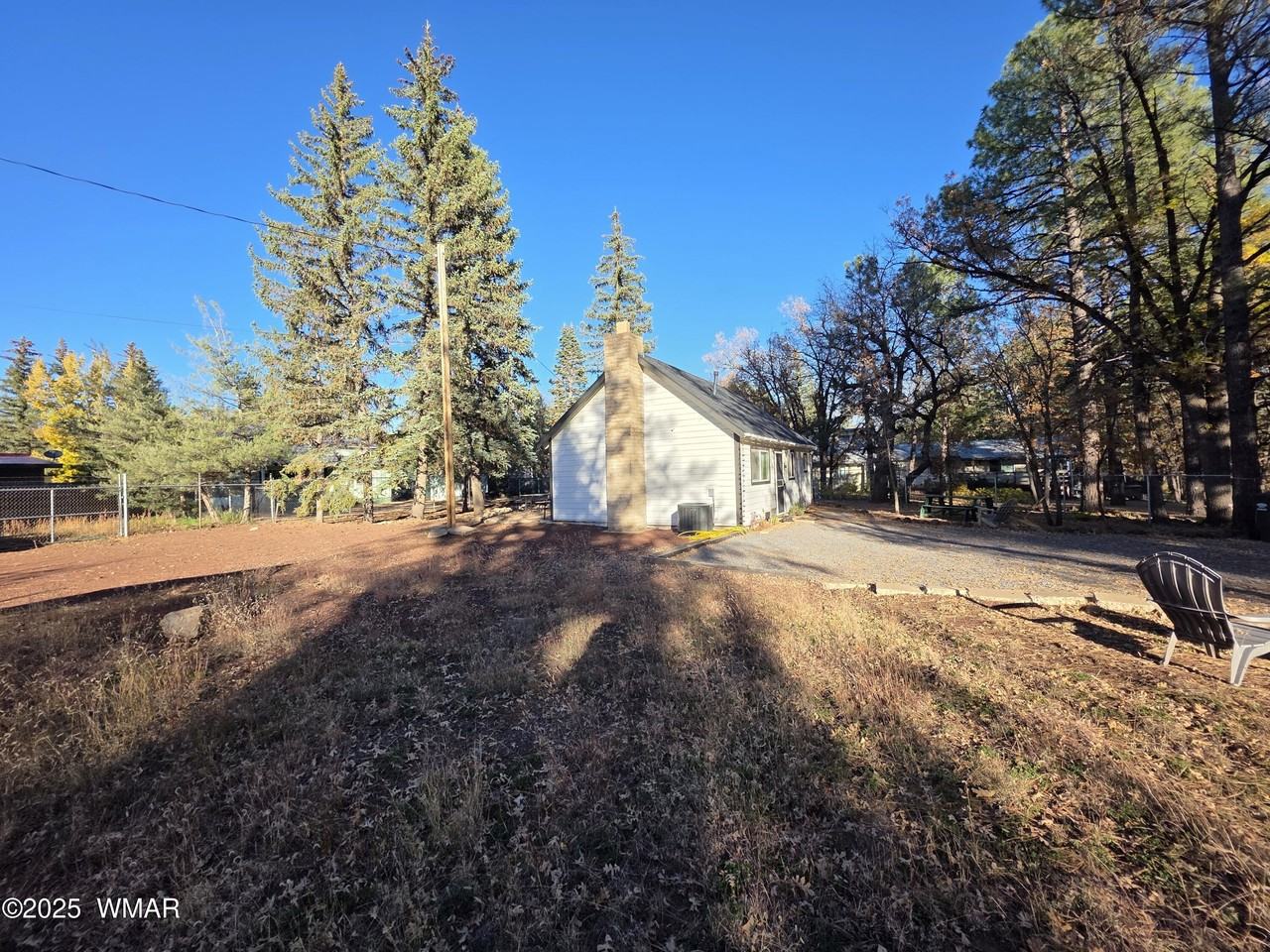 1468 W Walnut Ln - Photo 3 of 27