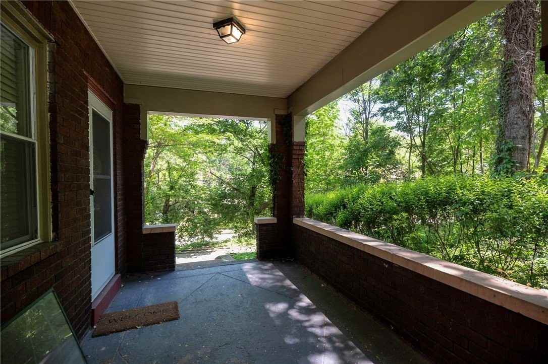 565 Ardmore Blvd - Photo 2 of 28