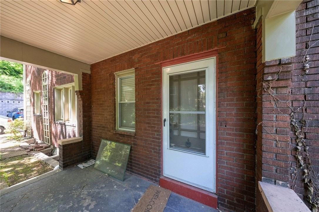 565 Ardmore Blvd - Photo 4 of 28