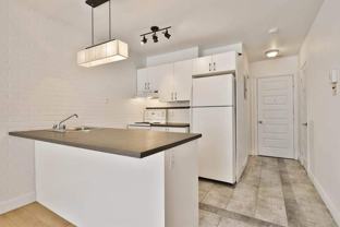 5687 Saint Hubert - Photo 1 of 1