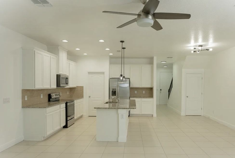 81 Mayo Ct #1 - Photo 5 of 28