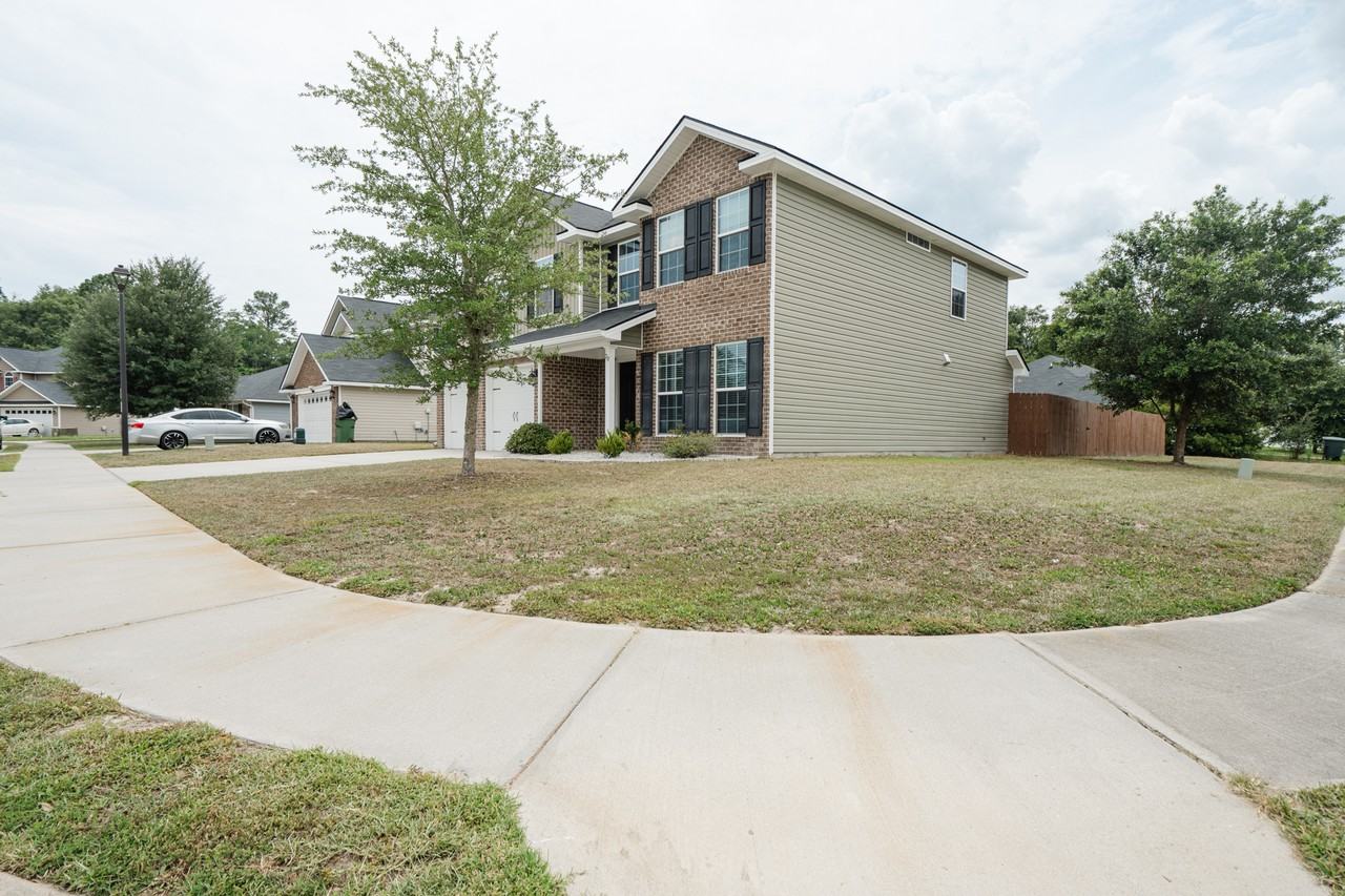 717 Highgrove Ct #1 - Photo 4 of 50