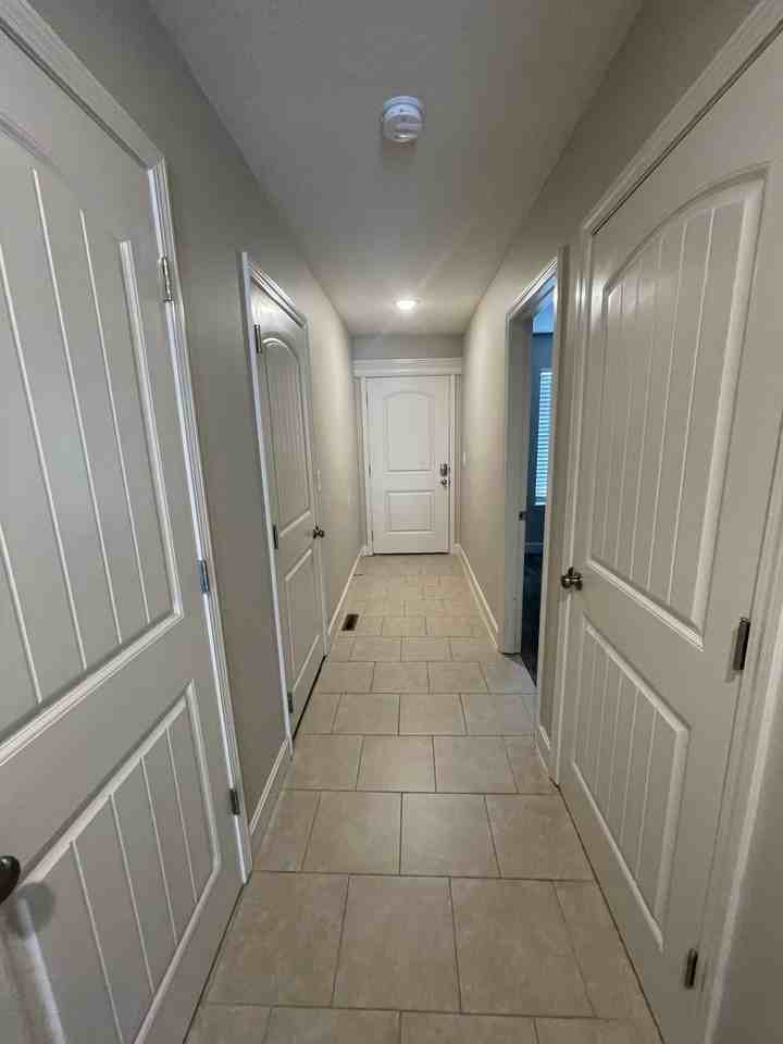 9229 N Gower Ave - Photo 2 of 17