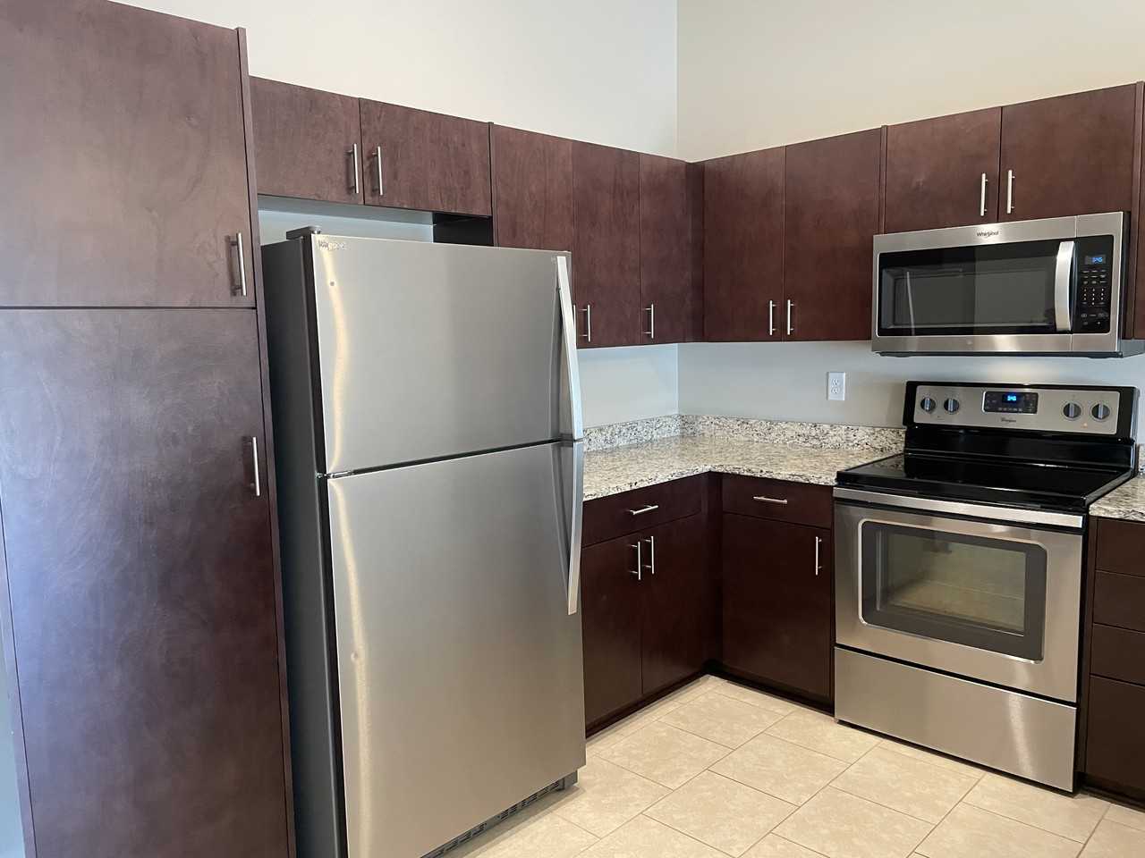 9229 N Gower Ave - Photo 7 of 17