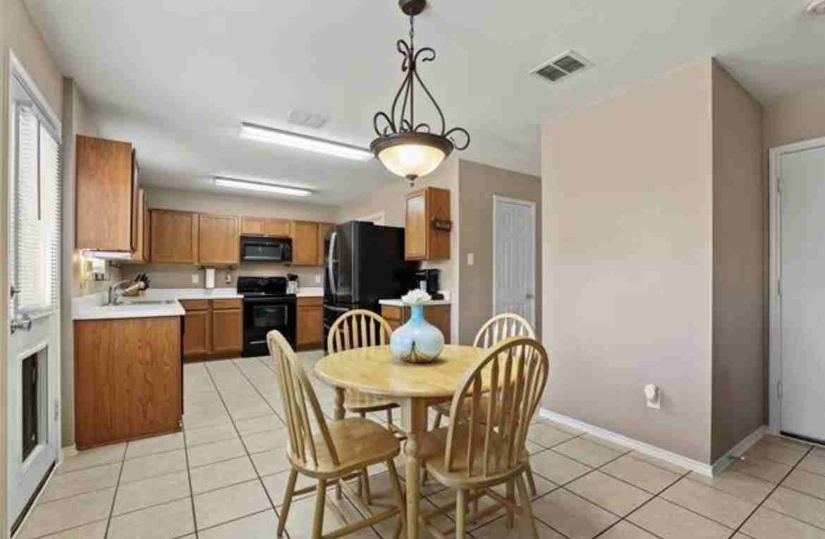 12916 Pearson Dr - Photo 5 of 5