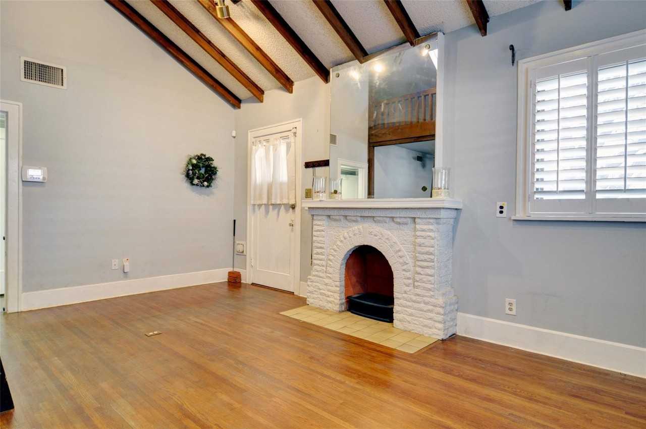 3237 Odessa Ave - Photo 4 of 26