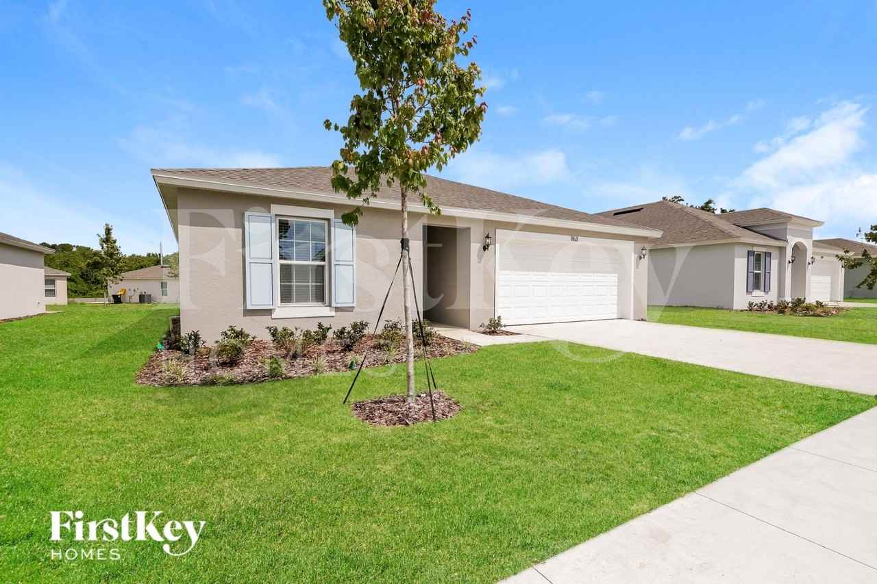 163 Southern Breeze Loop - Photo 2 of 15