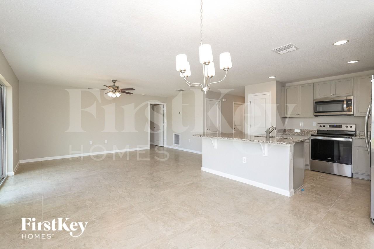 163 Southern Breeze Loop - Photo 5 of 15