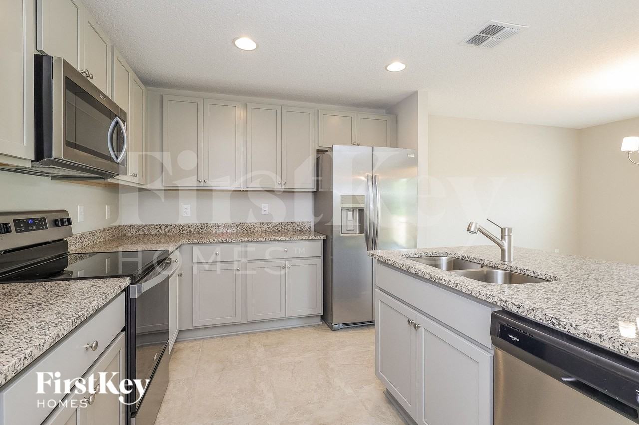 163 Southern Breeze Loop - Photo 7 of 15