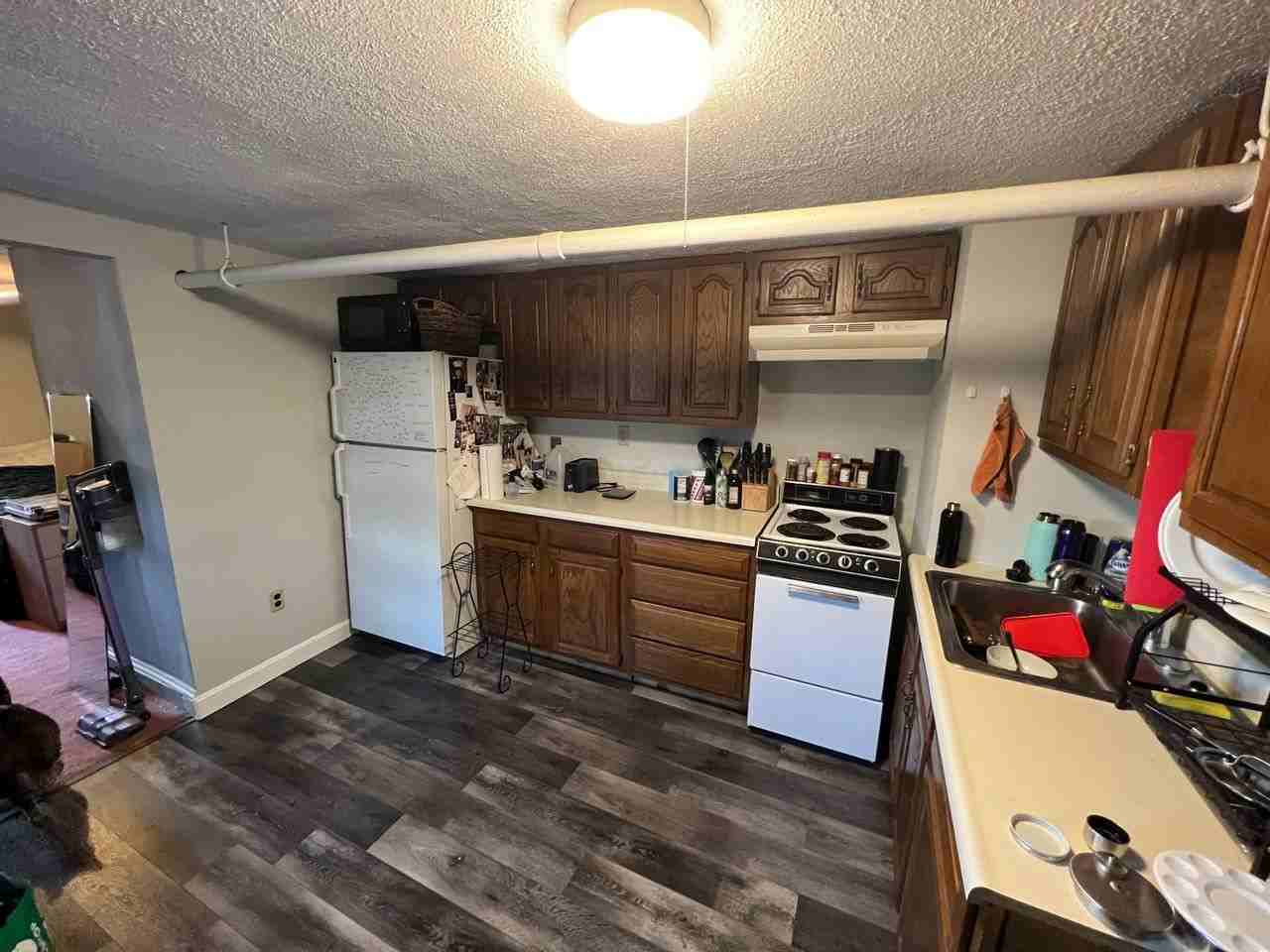 29 Cameron Ave #1B - Photo 6 of 12