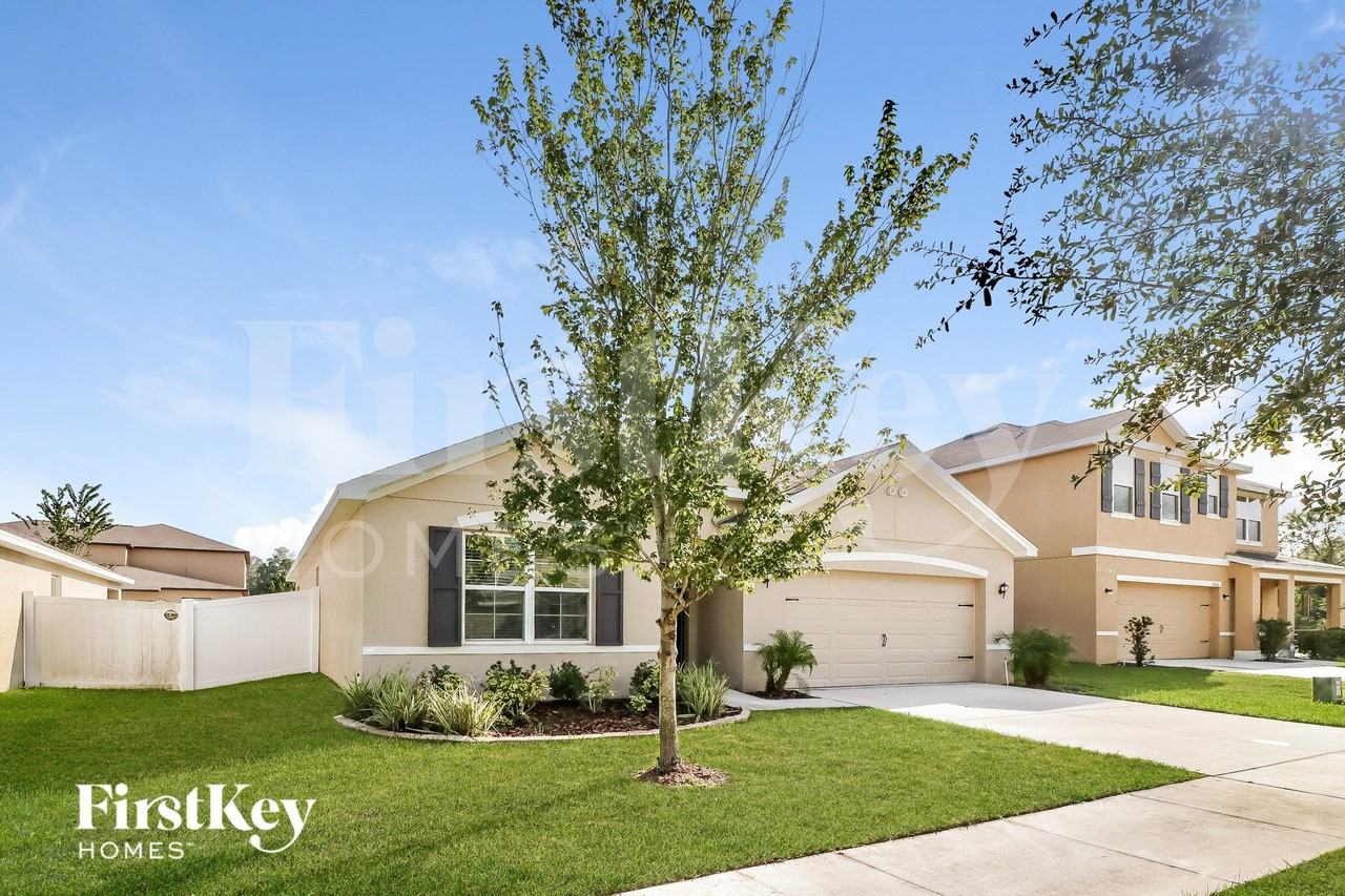 36048 Carriage Pine Ct - Photo 2 of 15