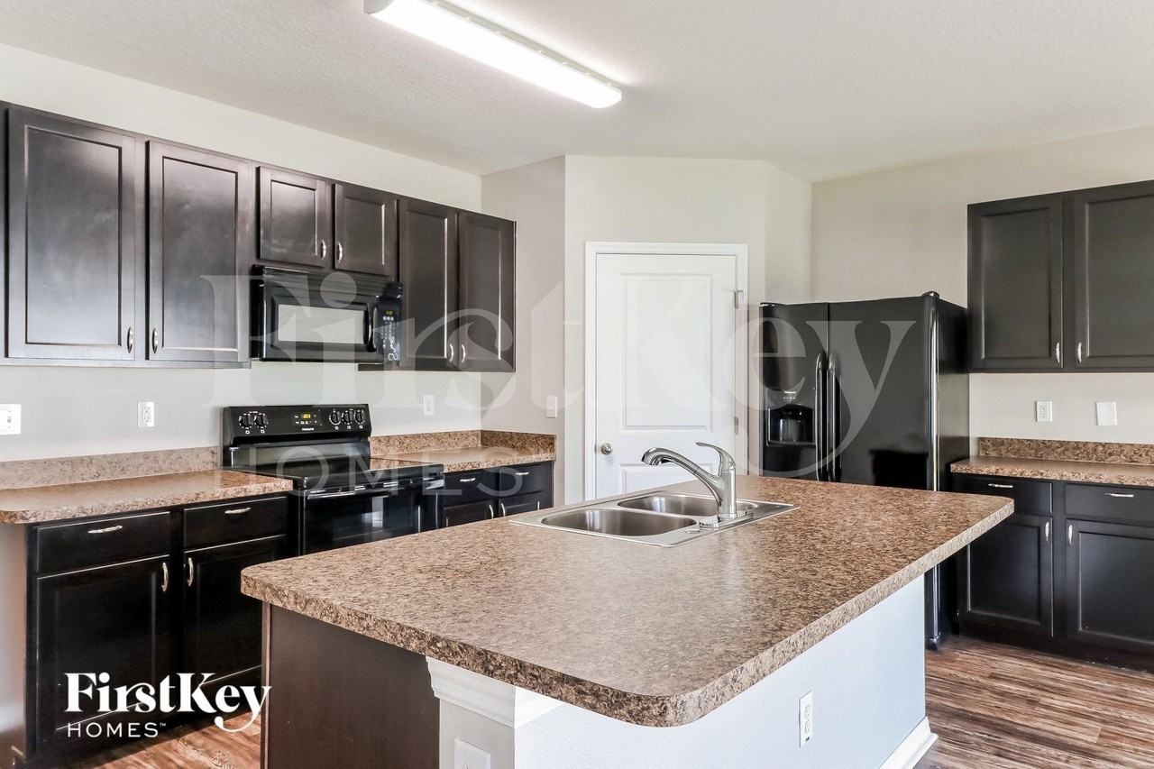 36048 Carriage Pine Ct - Photo 5 of 15