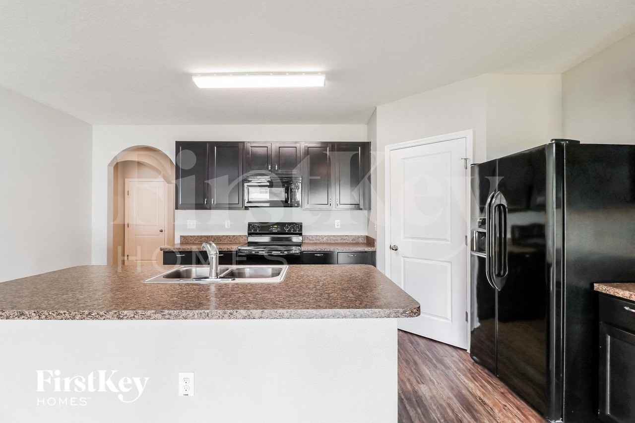 36048 Carriage Pine Ct - Photo 6 of 15