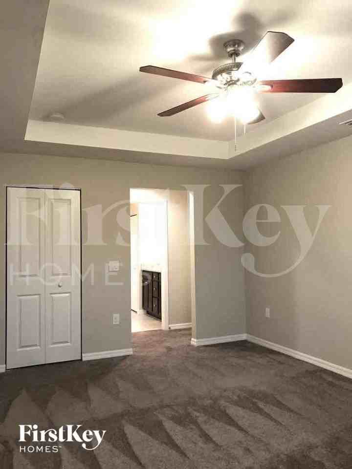 3513 23rd St Sw - Photo 7 of 11
