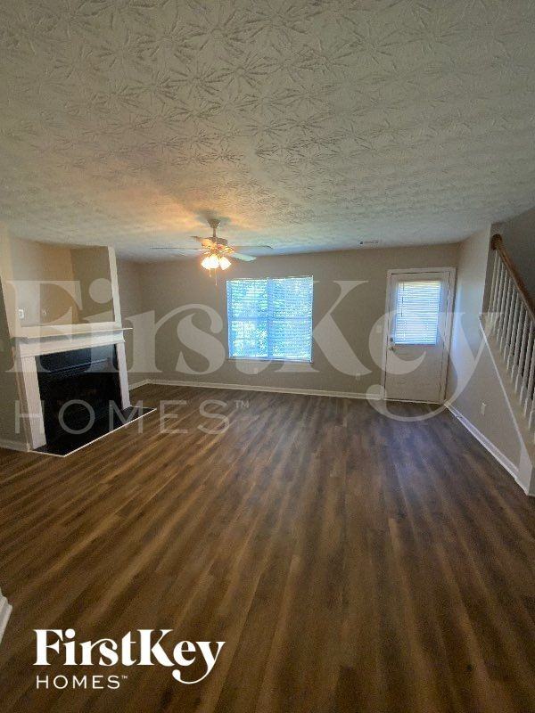 7424 Garnet Dr - Photo 2 of 12