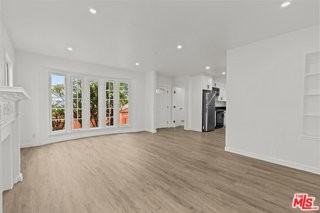 542 N Genesee Ave - Photo 6 of 8