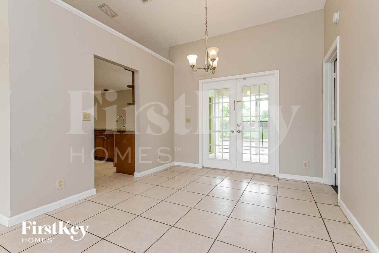 12351 Gingerwood Ln - Photo 5 of 19