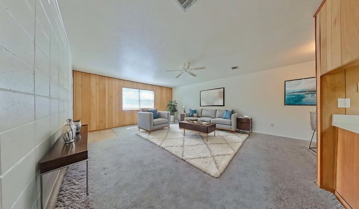 211 Tooke St Apt E - Photo 5 of 11