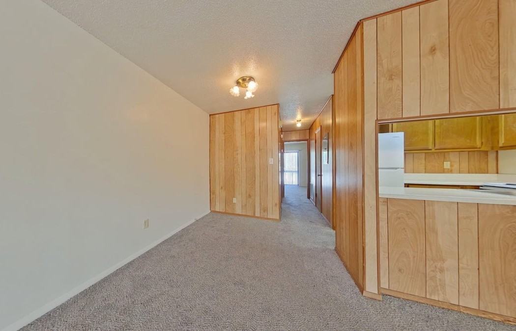 211 Tooke St Apt G - Photo 7 of 11