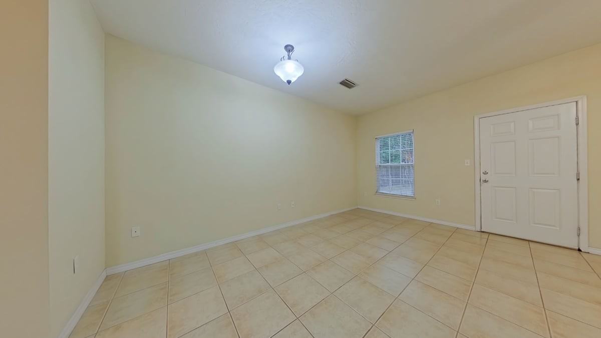 96 2nd Ave Unit C - Photo 2 of 11