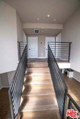 9904 Laurel Canyon Blvd - Photo 5 of 8