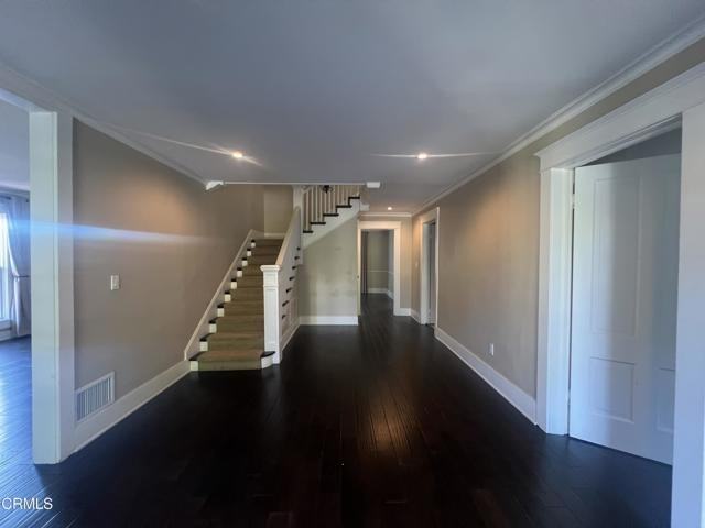 623 Charter Oak St - Photo 2 of 8
