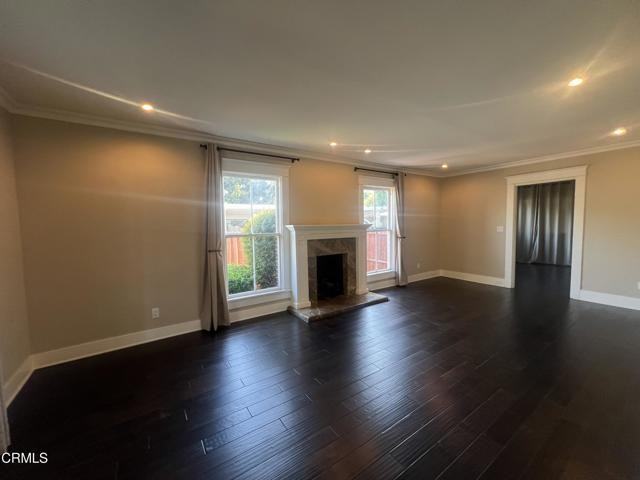 623 Charter Oak St - Photo 4 of 8