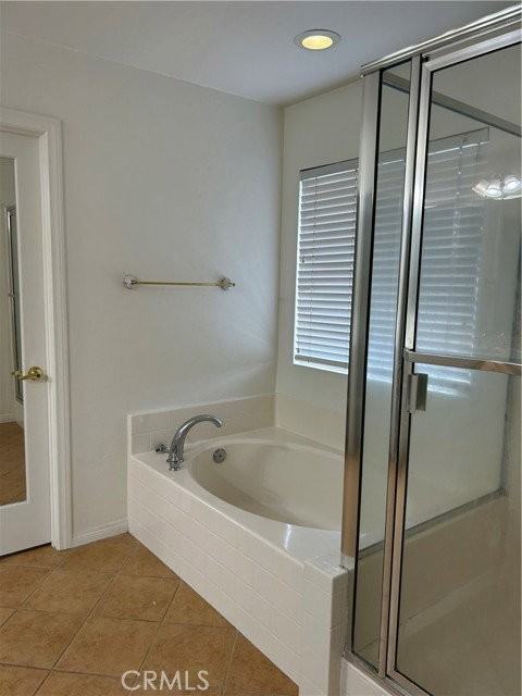 2926 Spruce Ct - Photo 7 of 8