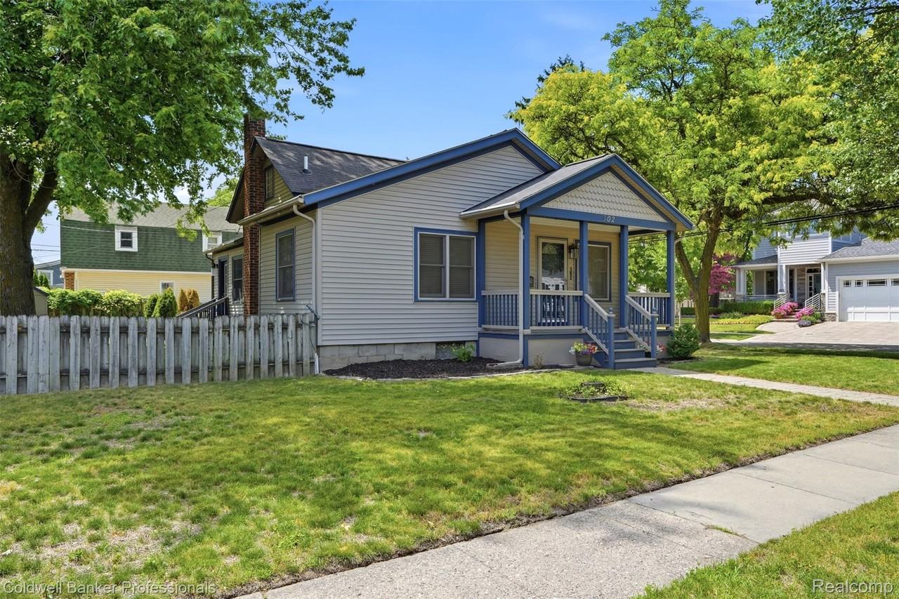 302 Yerkes St - Photo 2 of 36