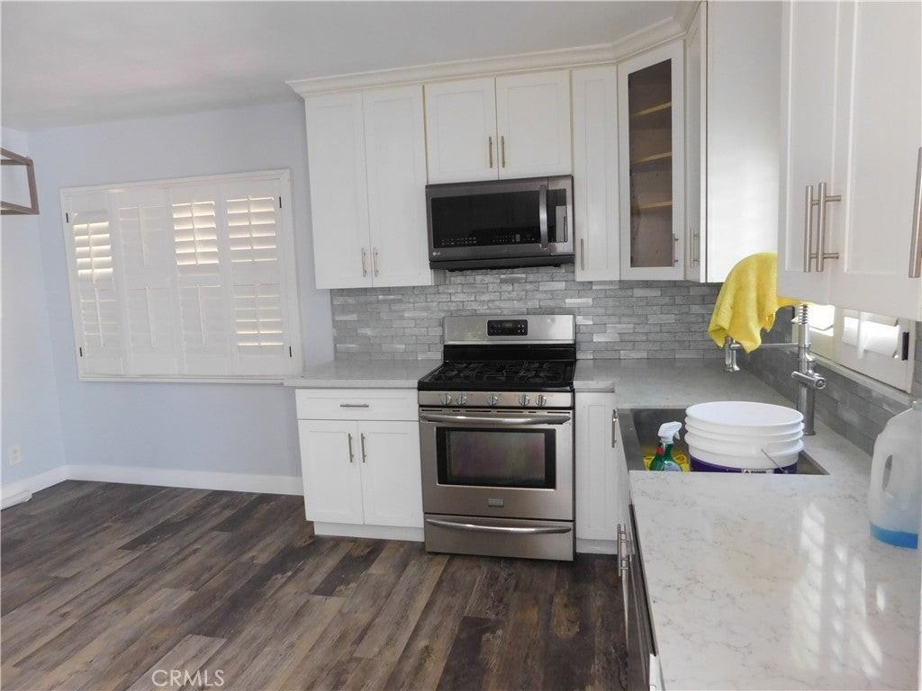 10414 Dorothy Ave - Photo 7 of 12