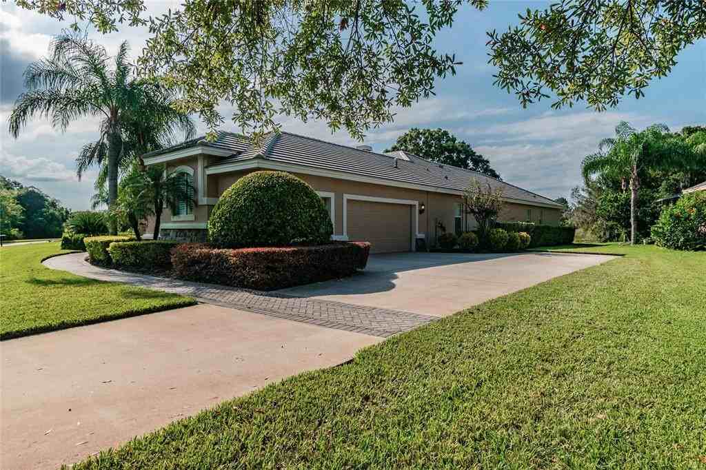 1107 Oxbridge Dr - Photo 4 of 50