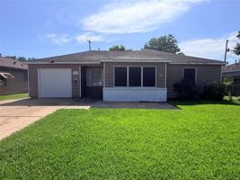 featured image of 2217 Basket St
