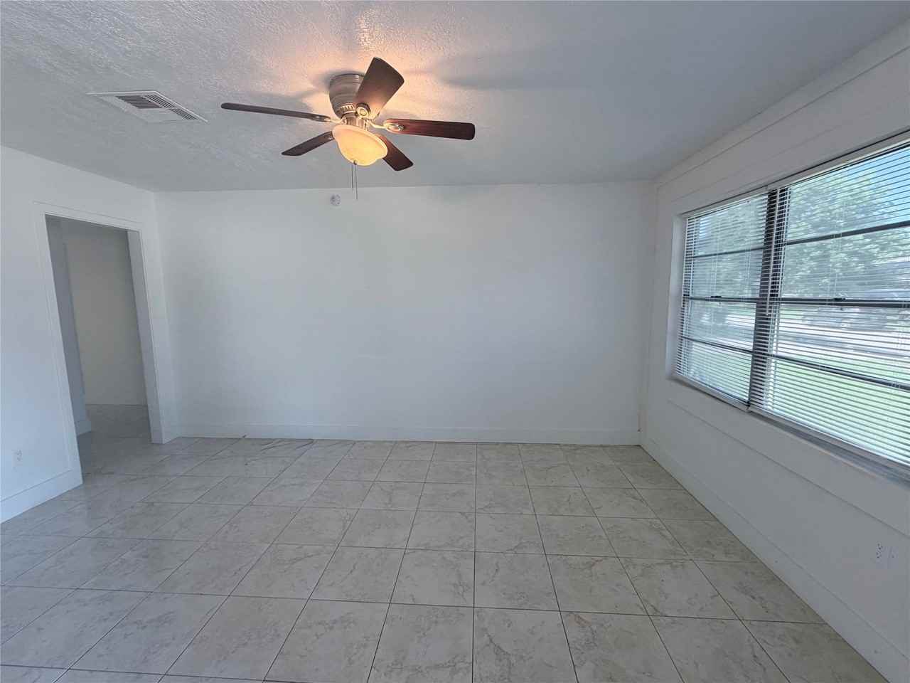 2217 Basket St - Photo 2 of 15