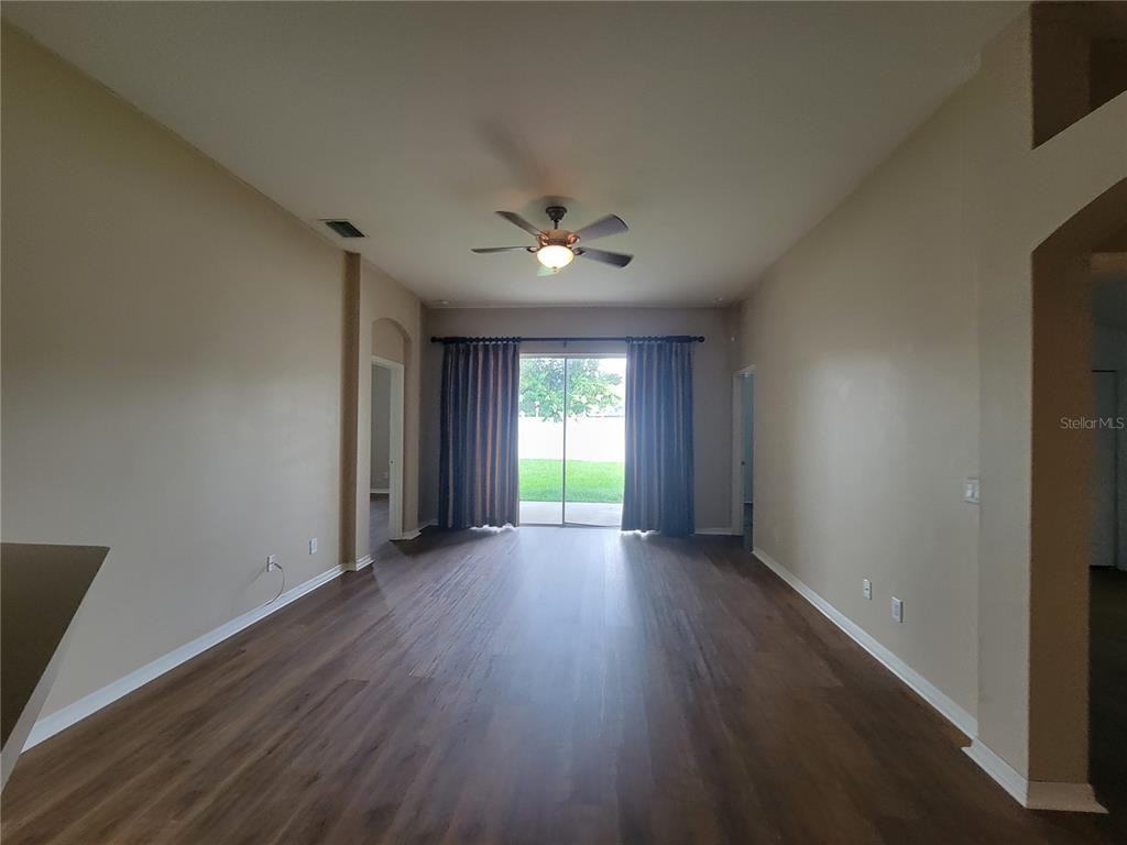 1125 Lumsden Pointe Blvd - Photo 6 of 12