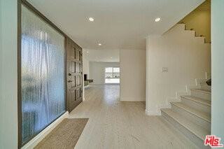 840 18th St #1 - Photo 2 of 8